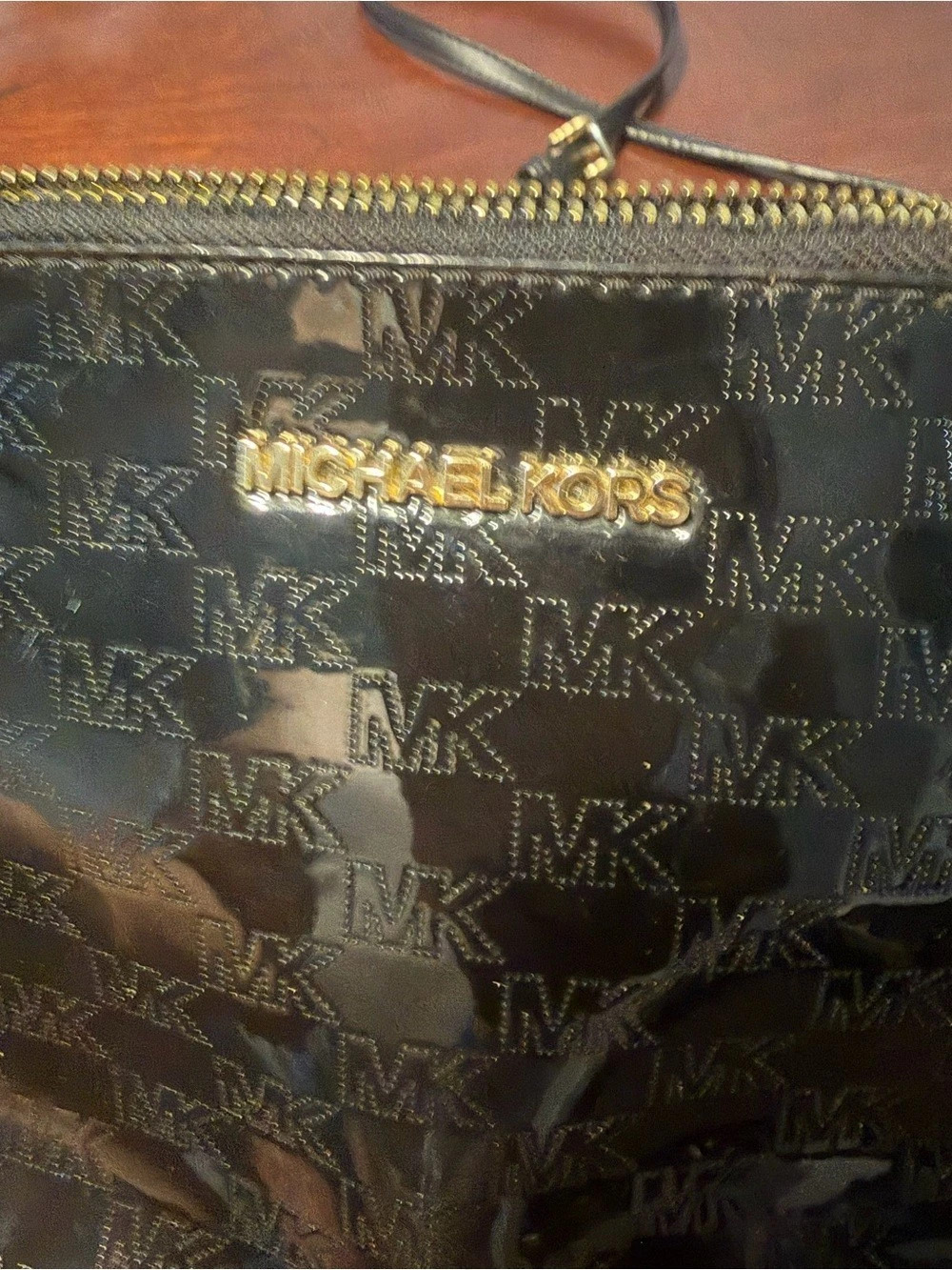 Michael Kors Cindy Large Dome Crossbody Bag Black